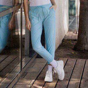 Albion Fit Women's Jetsetters Joggers in Aqua Blue